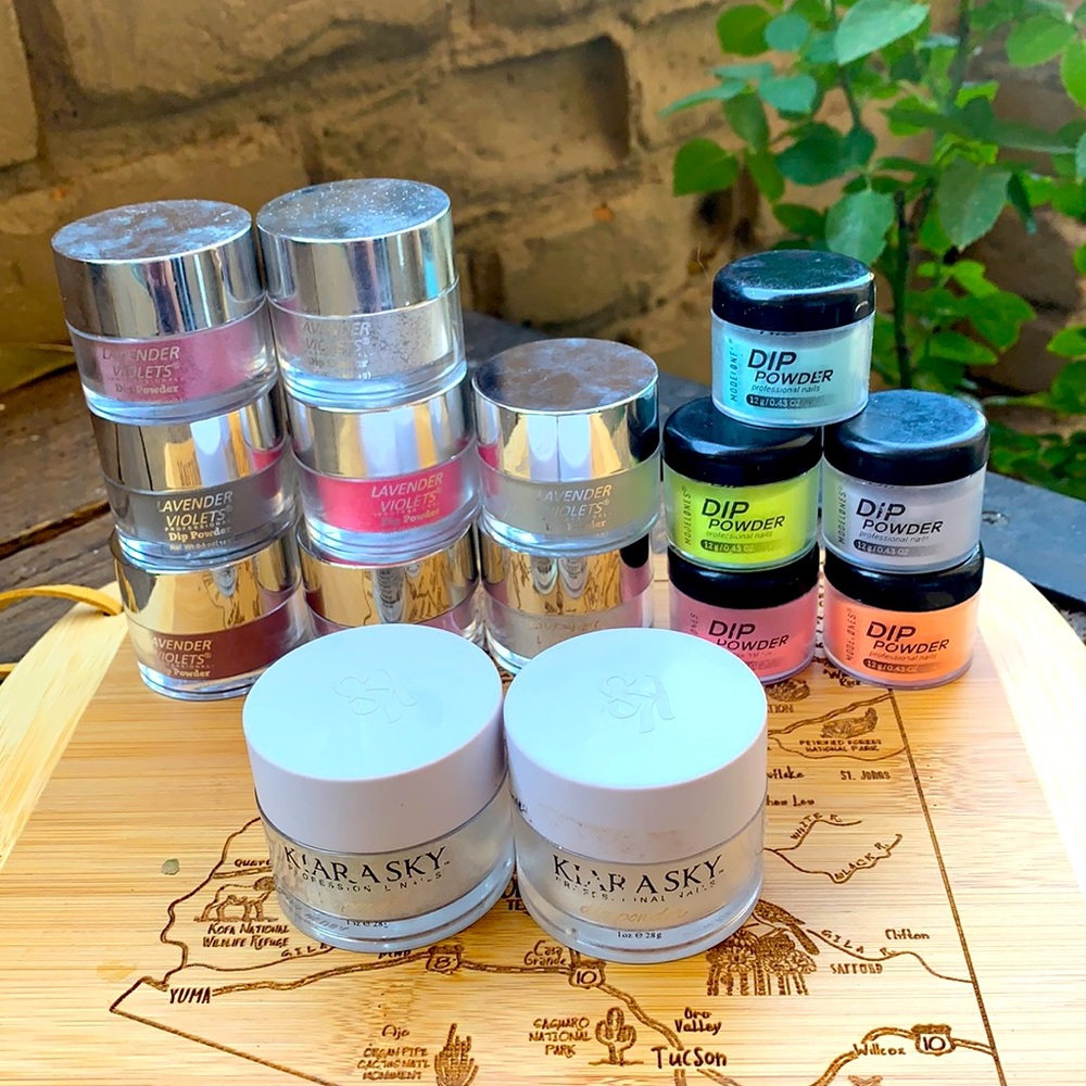 Lot of 15 nail dip powders & new set fake nails